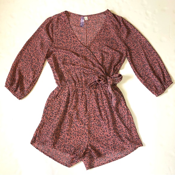 Francesca's Collections Pants - Francesca's Alya Romper Pink Floral S